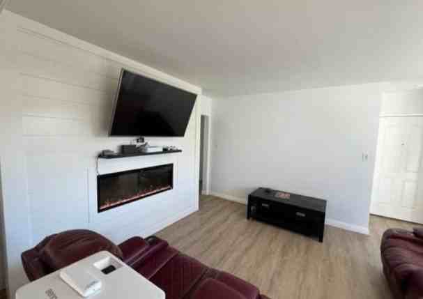 3662 Karen Ave - Photo 4 of 7