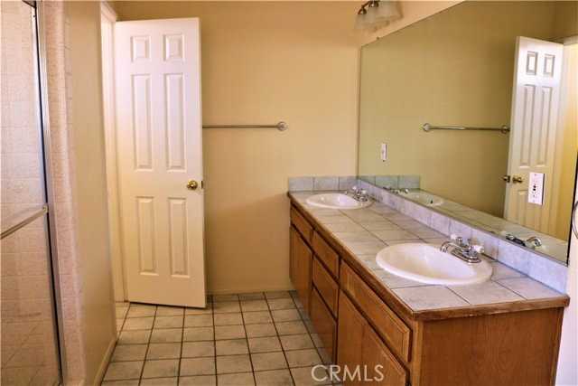 2006 Mathews Ave #B - Photo 2 of 8