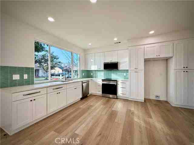 6118 Amos Ave - Photo 2 of 8