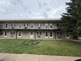 featured image of 5419 S Massasoit Ave #6