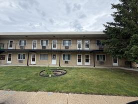 5419 S Massasoit Ave #6 - Photo 1 of 1