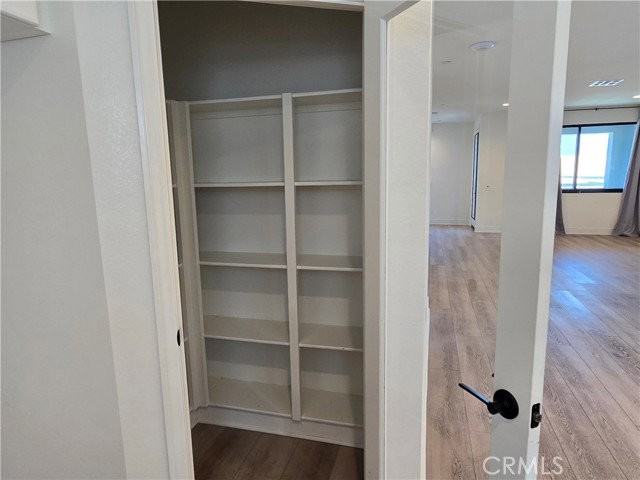 250 N Standard Ave - Photo 7 of 8