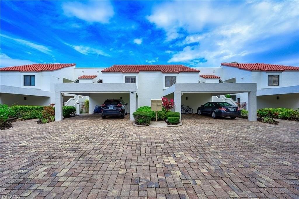 565 Beachwalk Cir #T104 - Photo 2 of 35