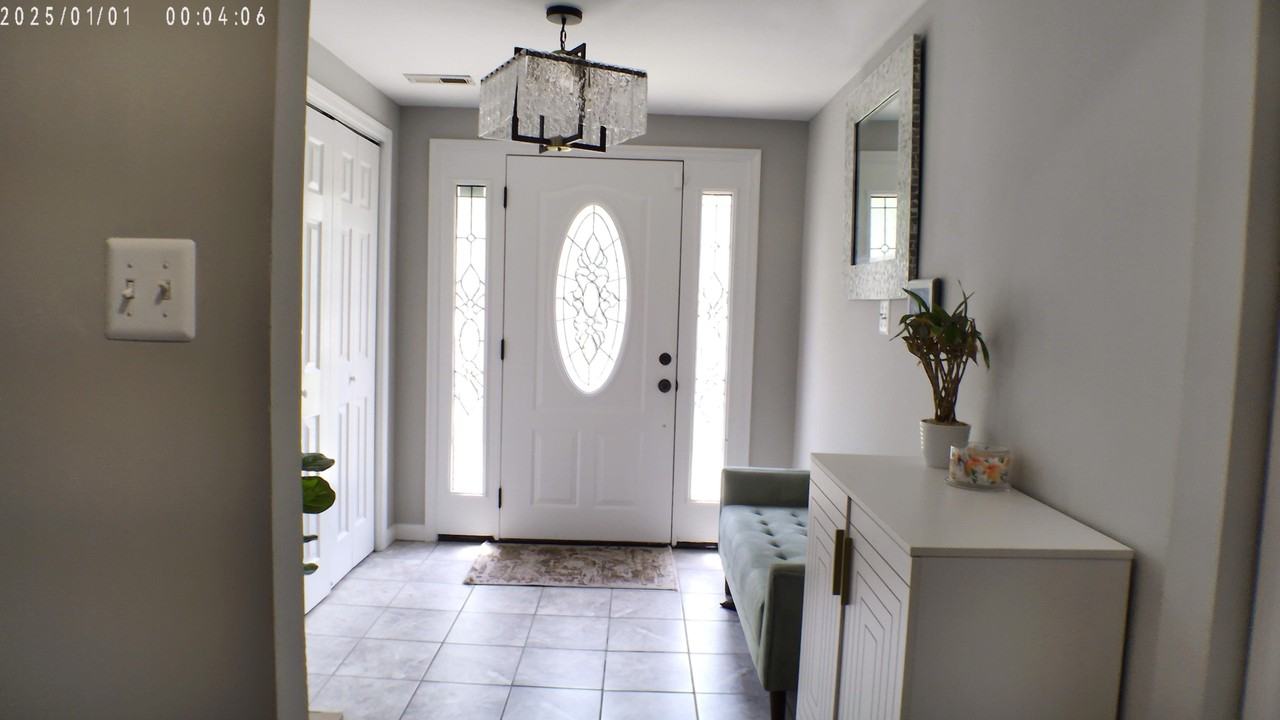 Shady Glen Dr - Photo 2 of 7