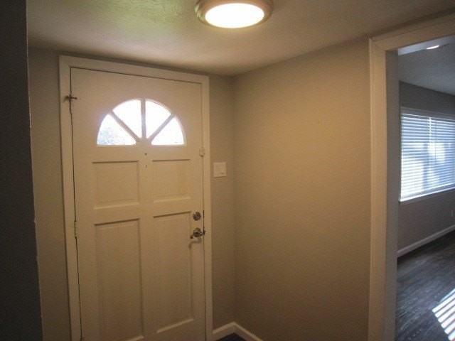1610 Toplea Dr - Photo 7 of 25