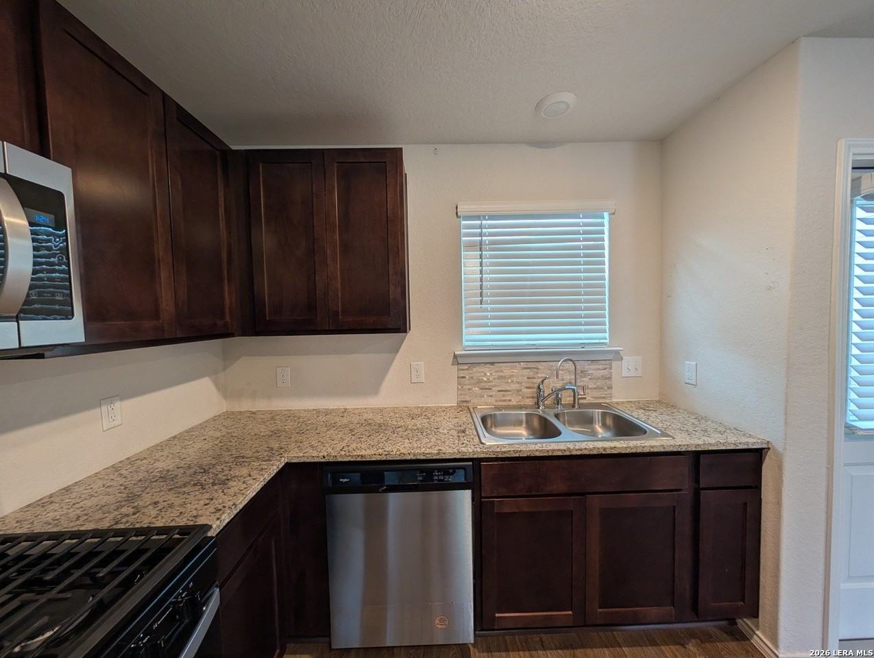 913 Andean Emerald - Photo 7 of 24
