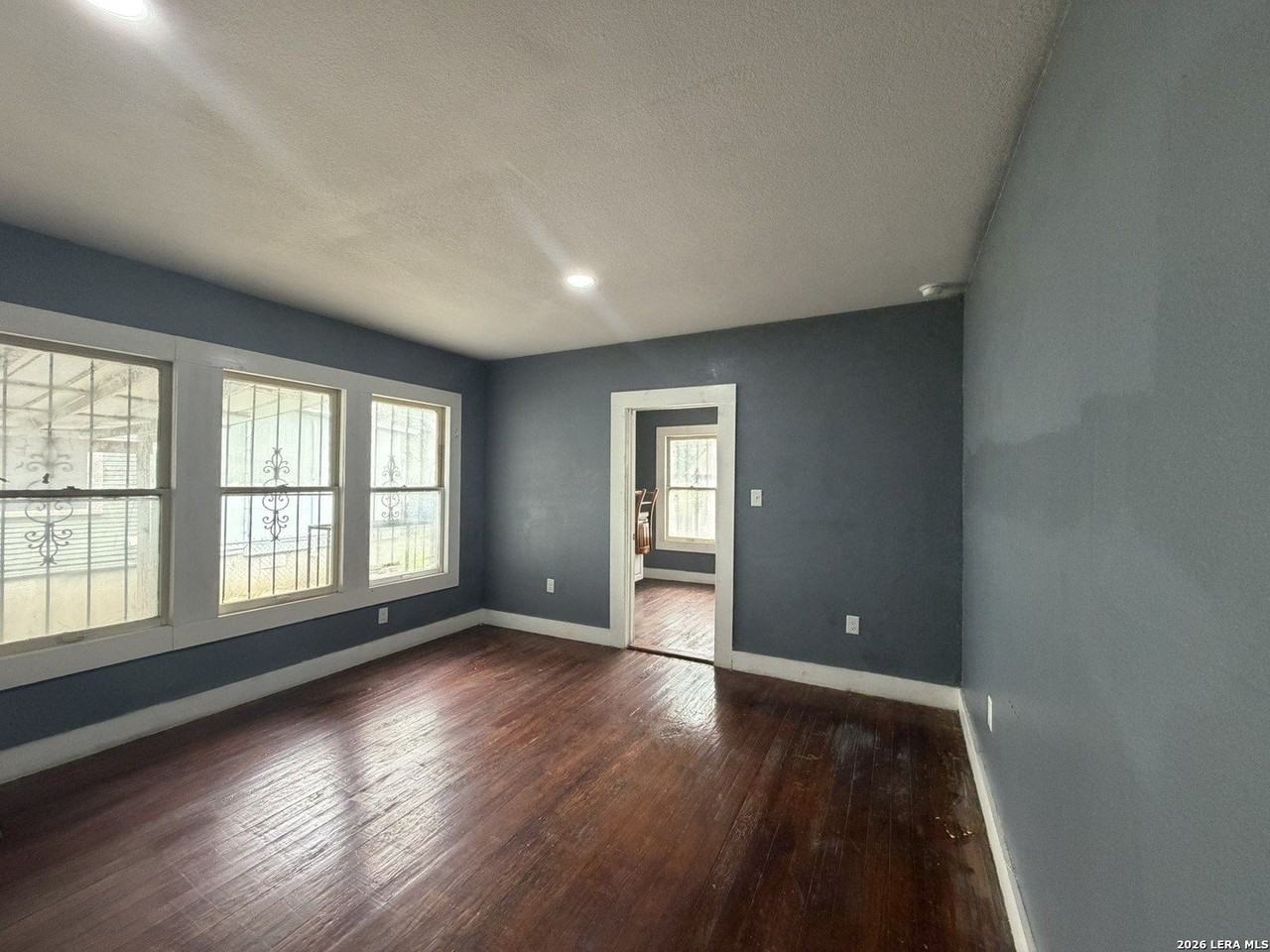 116 Hot Wells Blvd #3 - Photo 7 of 7