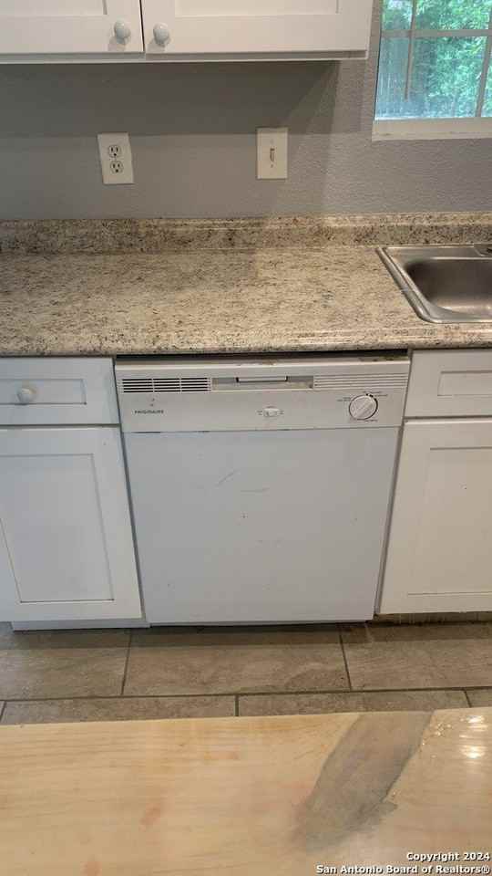 8503 Glen Ct - Photo 7 of 17