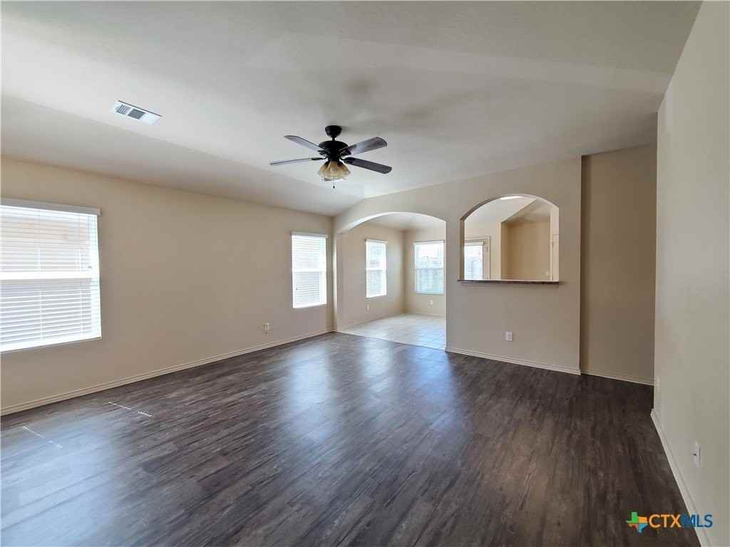 1536 Gateshead Dr - Photo 5 of 27