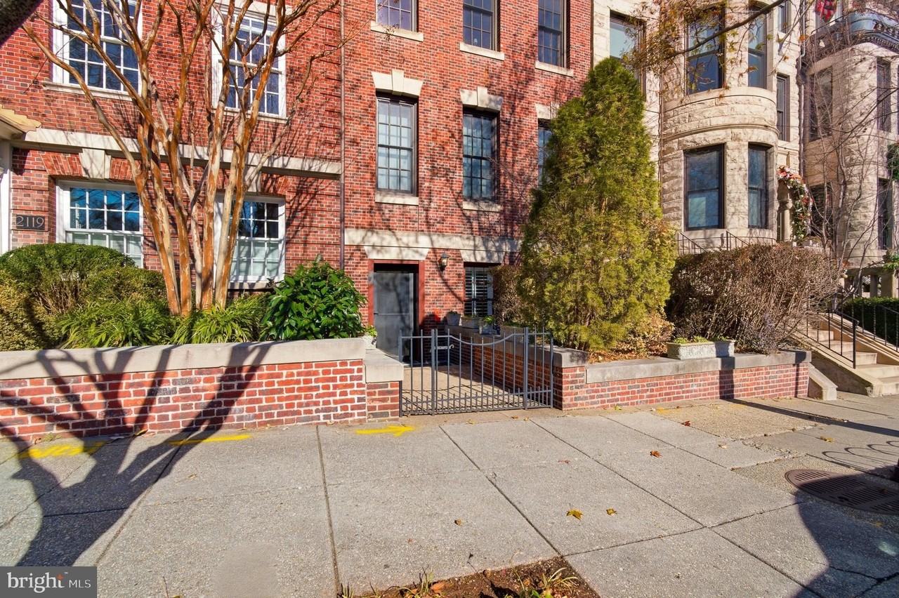 2117 S St Nw - Photo 2 of 50