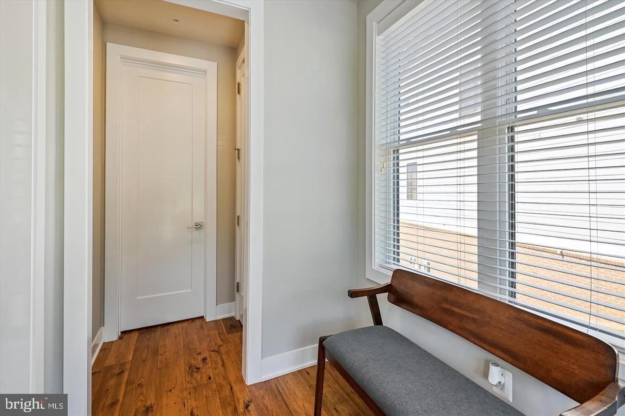 3062 Forum Pl - Photo 3 of 25