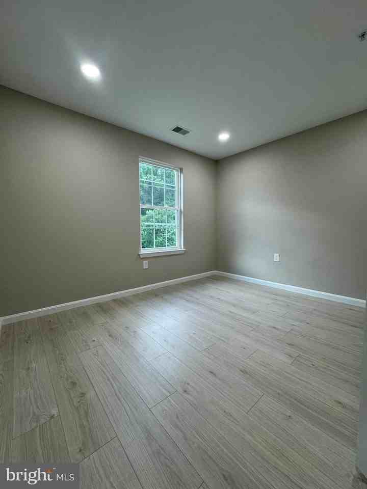 15609 Everglade Ln #203 - Photo 2 of 16
