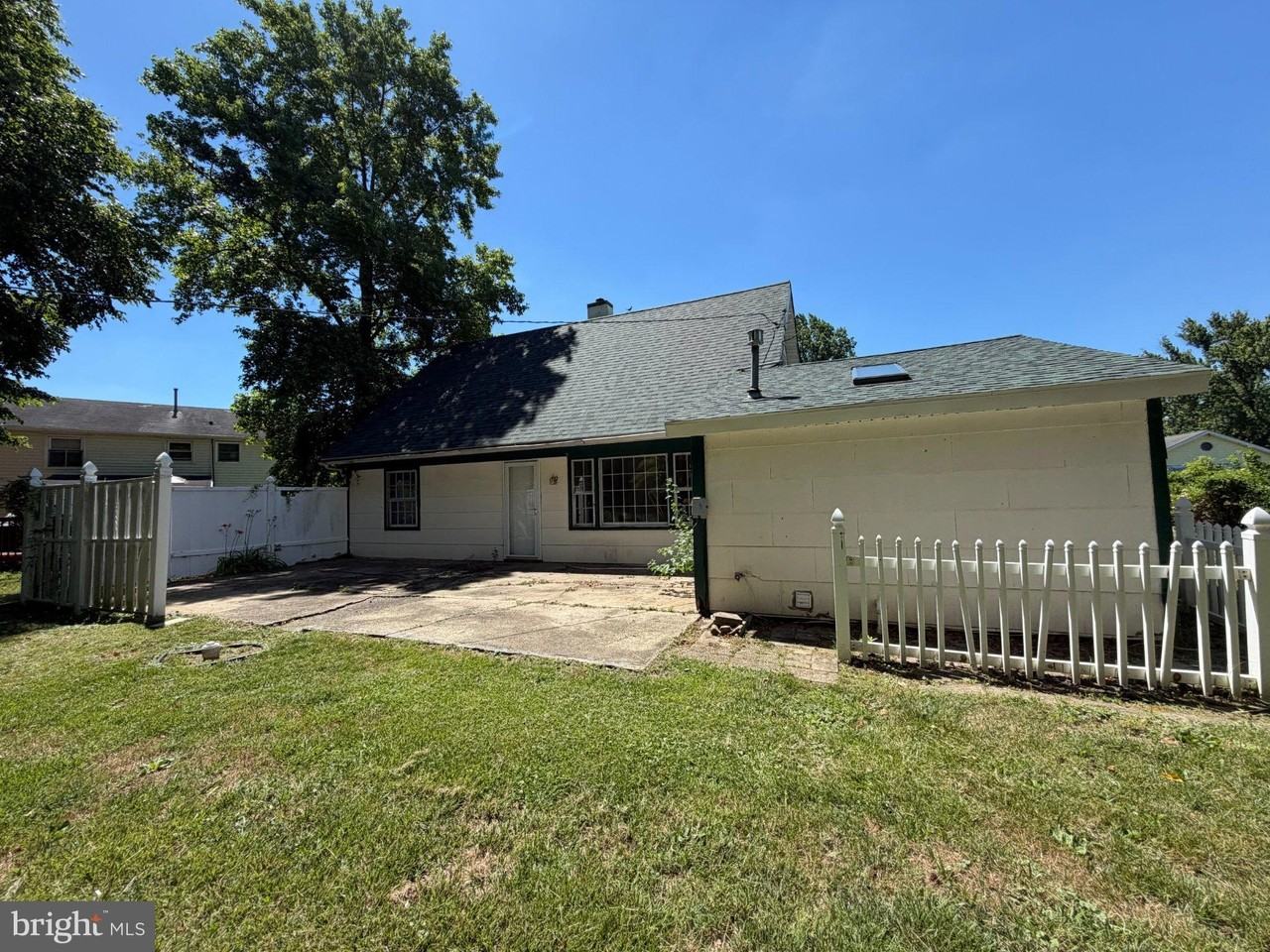 5 Pastoral Ln - Photo 6 of 9
