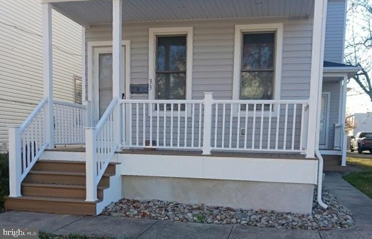 33 S Lafayette Ave - Photo 3 of 17
