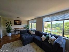 featured image of 6641 Wakefield Dr #511