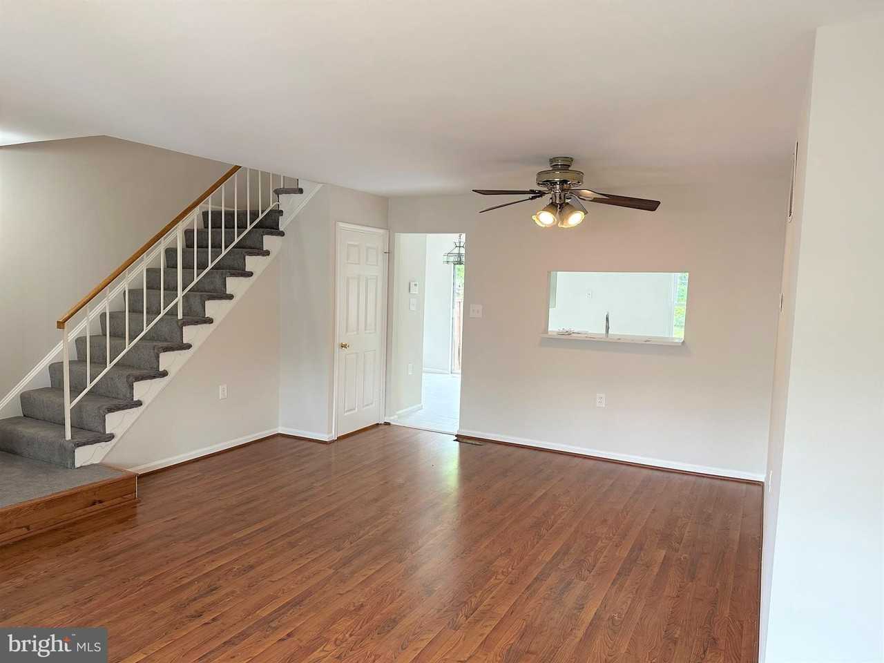 7822 Brookview Ct - Photo 6 of 30