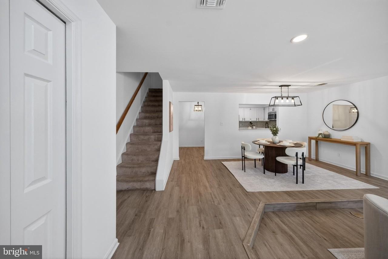 12552 Kempston Ln - Photo 6 of 41
