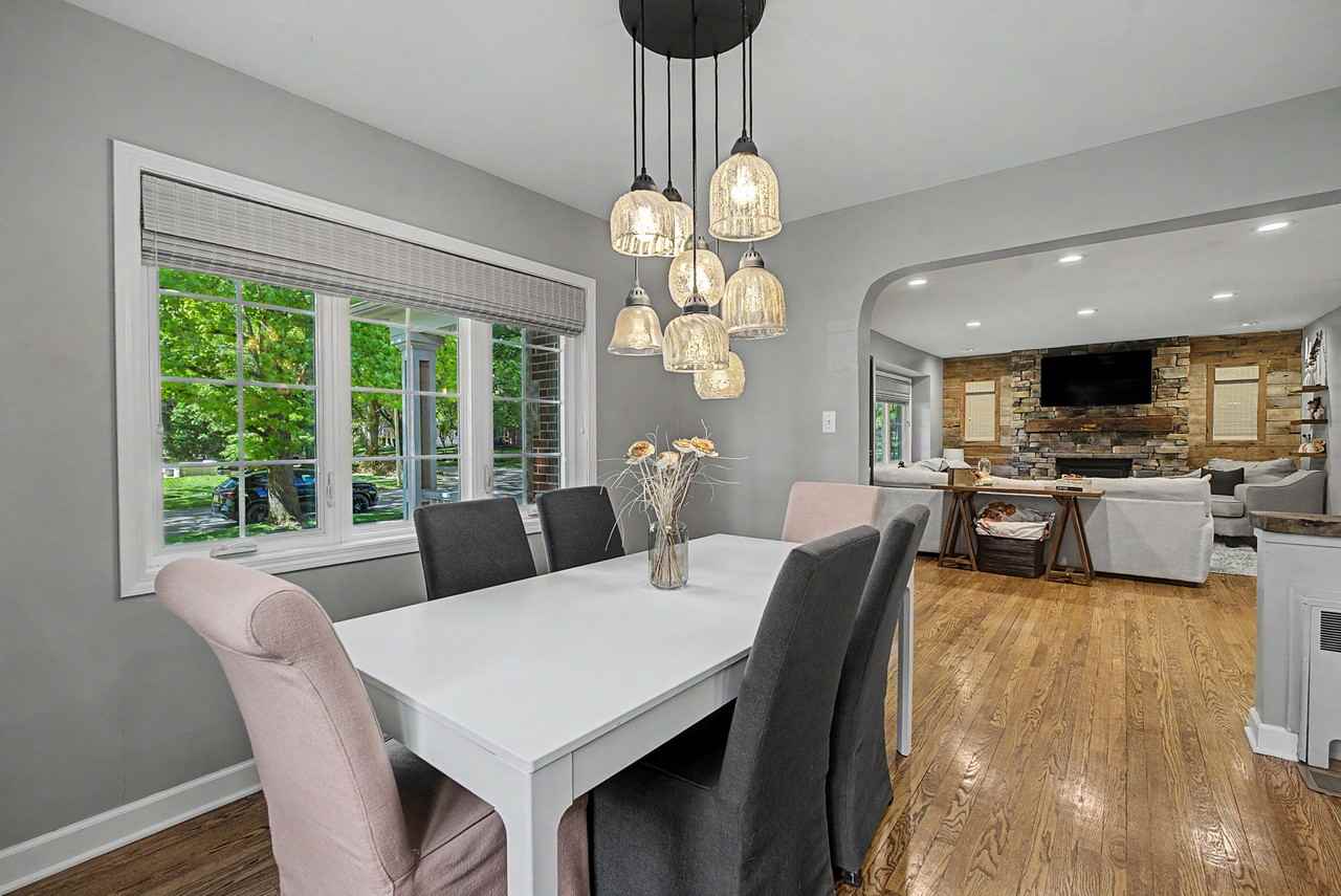 333 Thruston Blvd E #1 - Photo 3 of 10