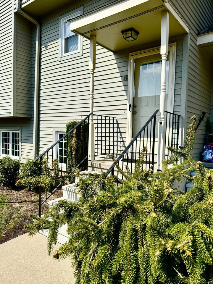 40 Cornerstone Ct - Photo 2 of 17