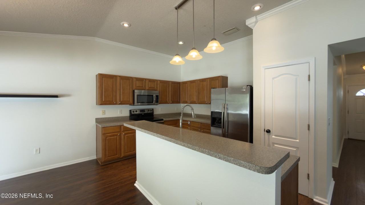 86092 Augustus Ave - Photo 3 of 17