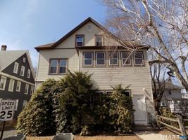 featured image of 175 Goodwin St 2nd Fl