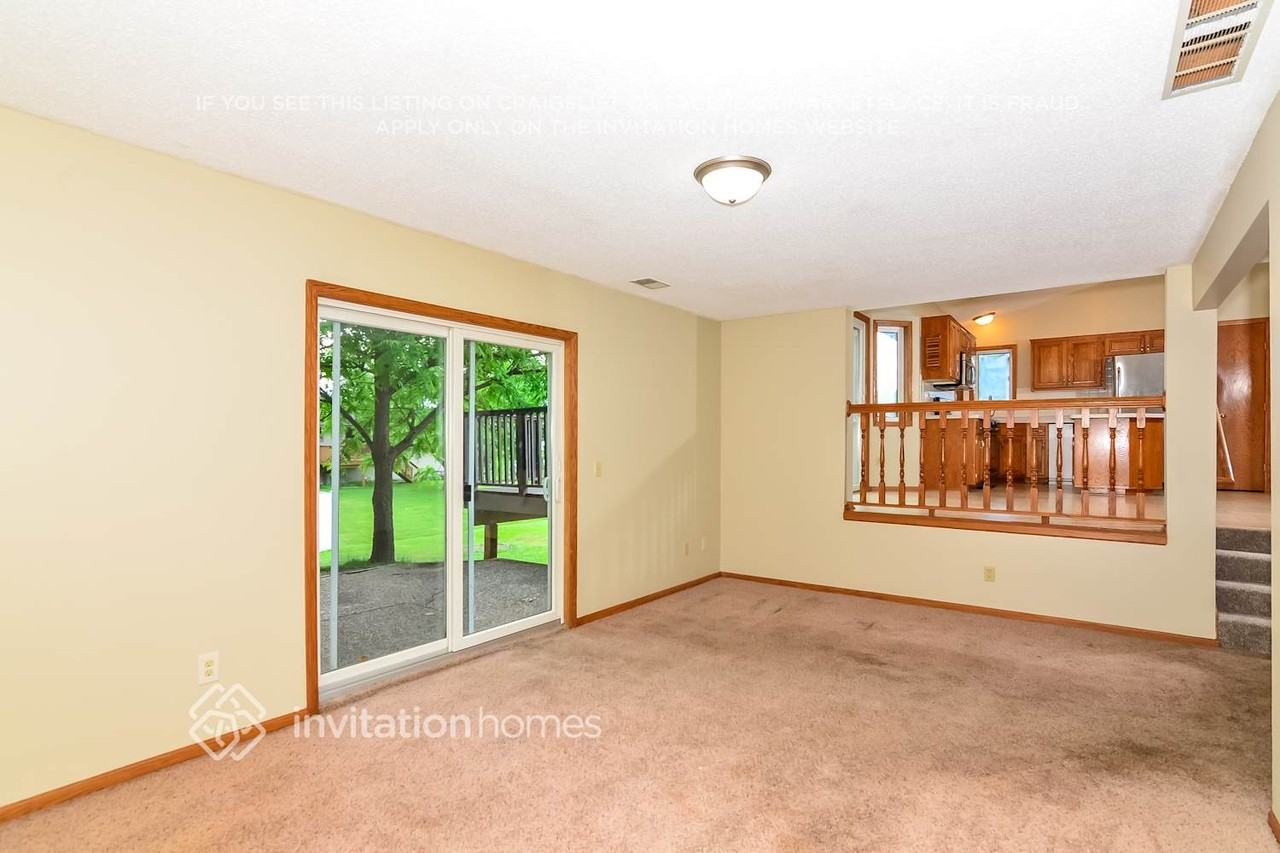 15684 Cumberland Ave W - Photo 7 of 19