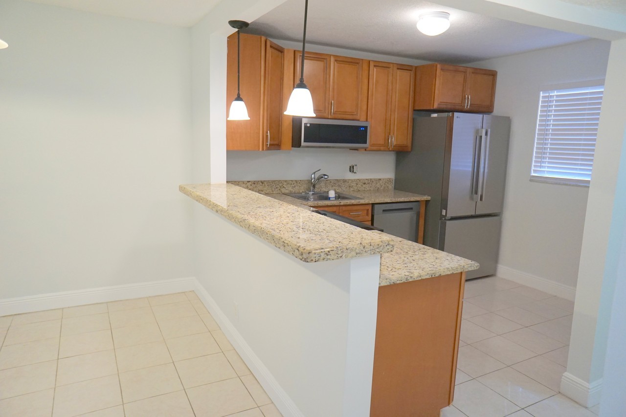 1891 Southwest 81st Avenue - Photo 2 of 42