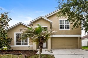 featured image of 2101 Woodsedge Dr