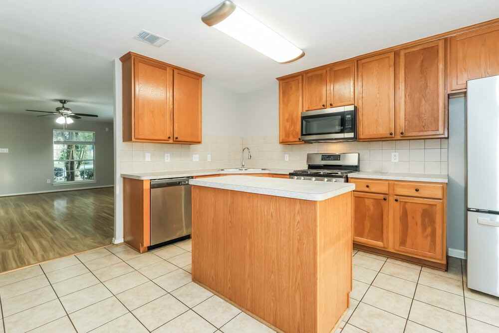 21334 Bella Luna Ct - Photo 7 of 17