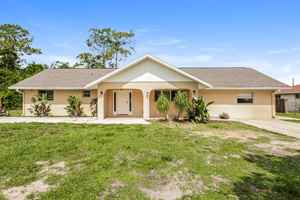 featured image of 1119 Clayton Ave