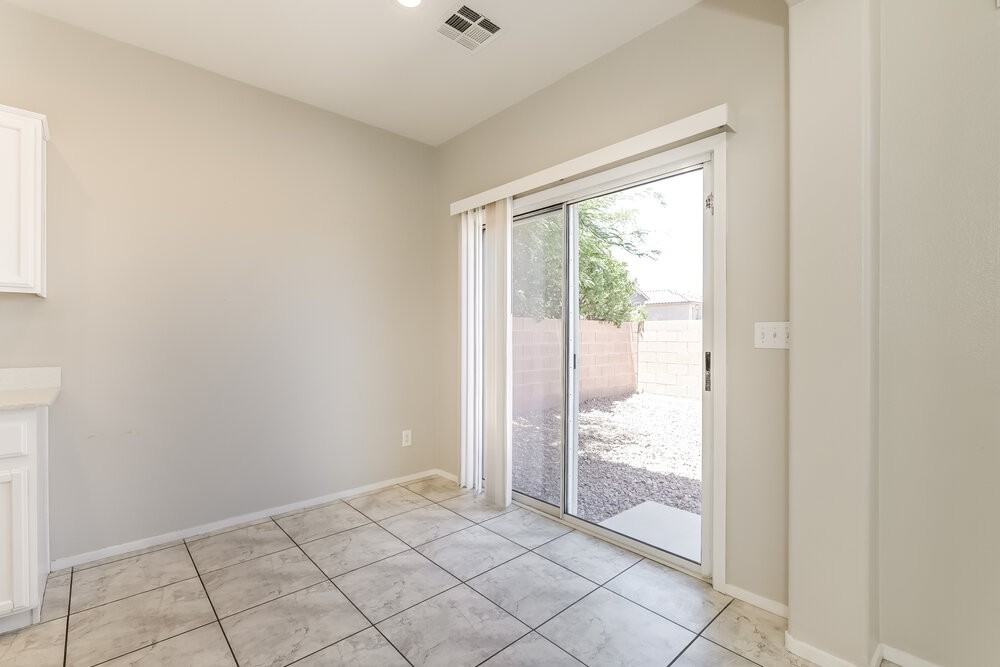 698 Blooming Sage Ct - Photo 7 of 17