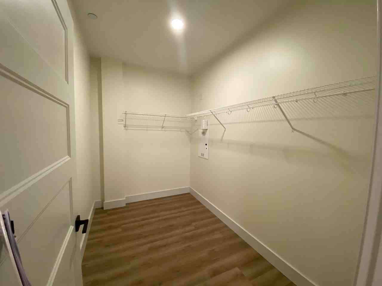 One Park Apartments - Photo 5 of 44