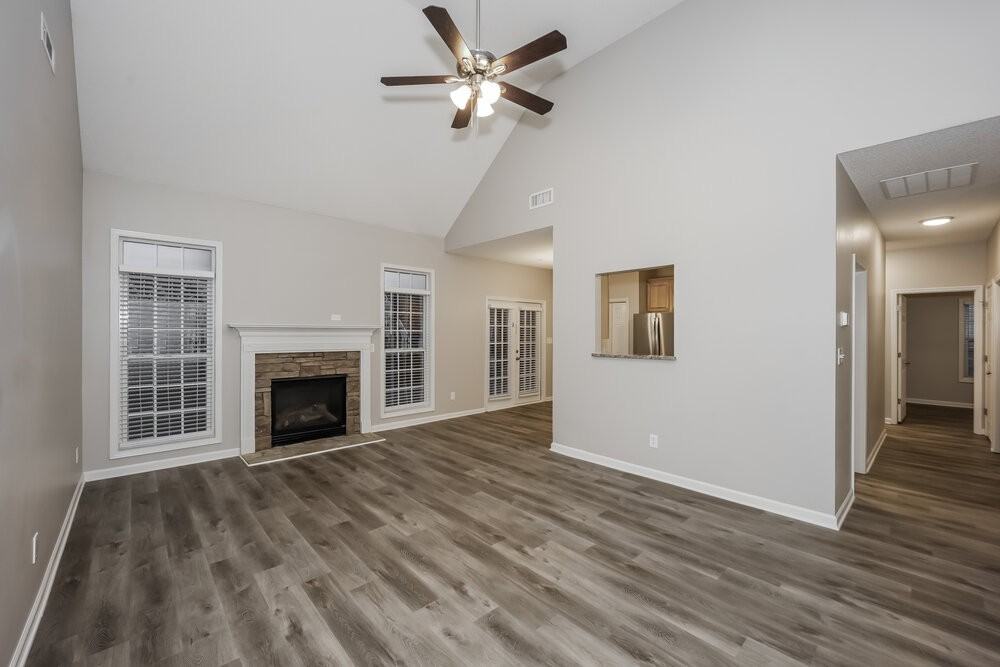 9 Terrace Park - Photo 6 of 17