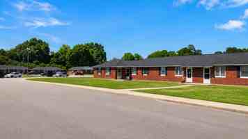 featured image of 43 Birnie Cir