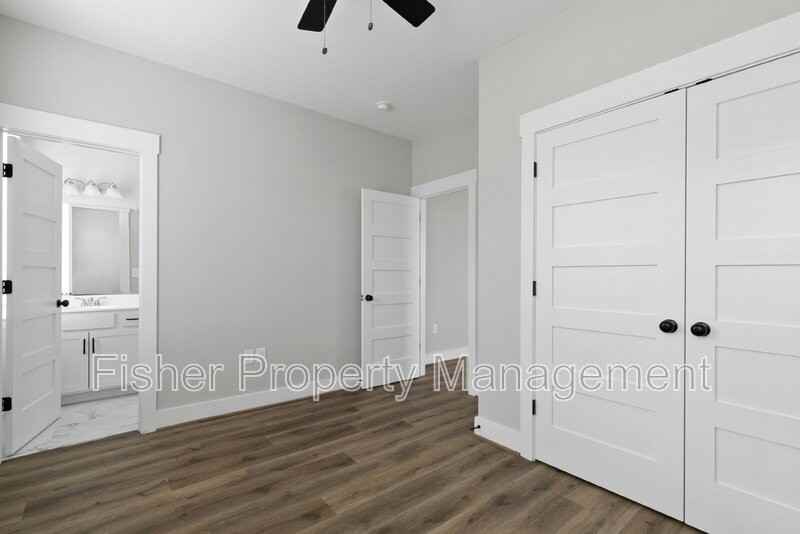 2202 Carrington St #200 - Photo 7 of 16