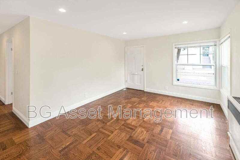 2301 8th St - Photo 2 of 21