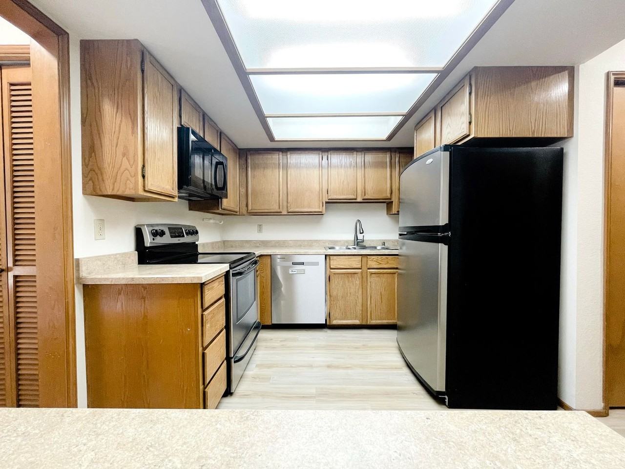 9910 Ne 119th St #202 - Photo 6 of 13