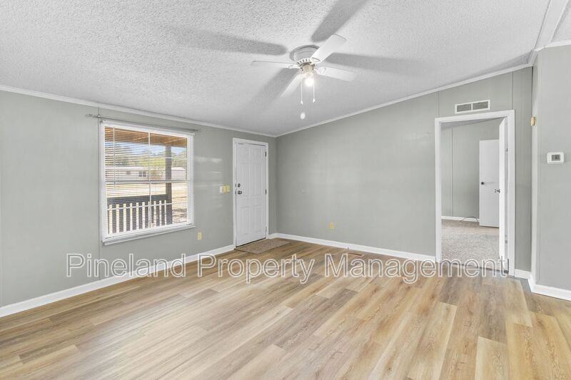 4216 Riverpoint Dr - Photo 6 of 33