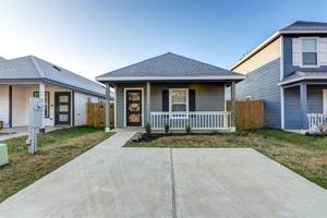 featured image of 16428 Jasmine Marie Pl