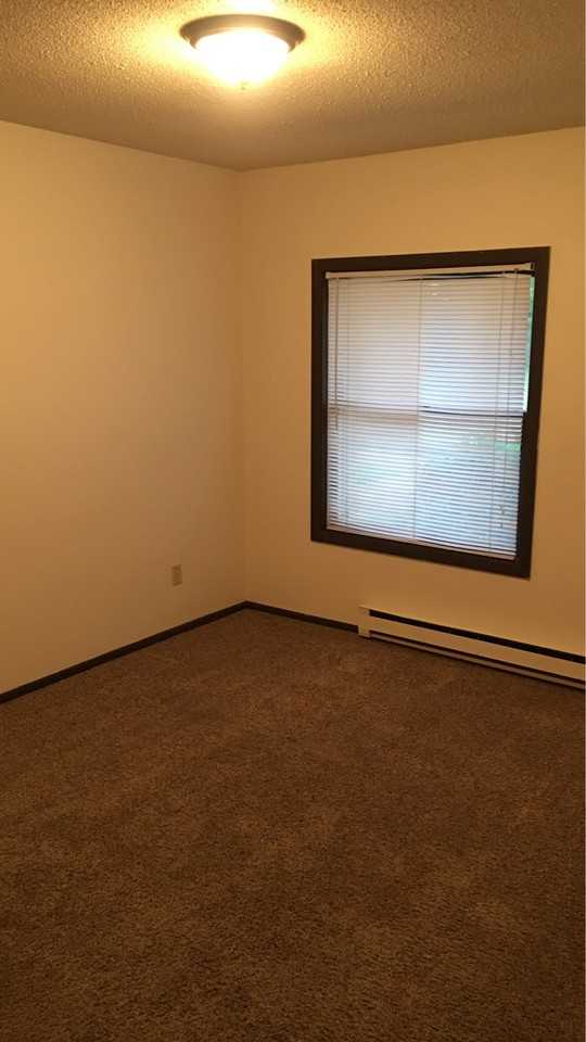 220 1st Avenue South - Photo 4 of 7