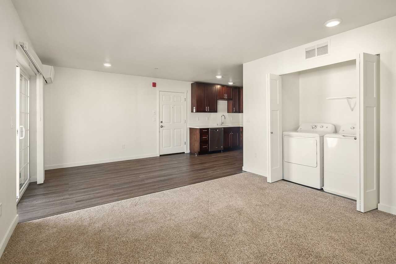 The Lake Apartments - Photo 5 of 30
