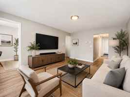 featured image of 1422 Macon St