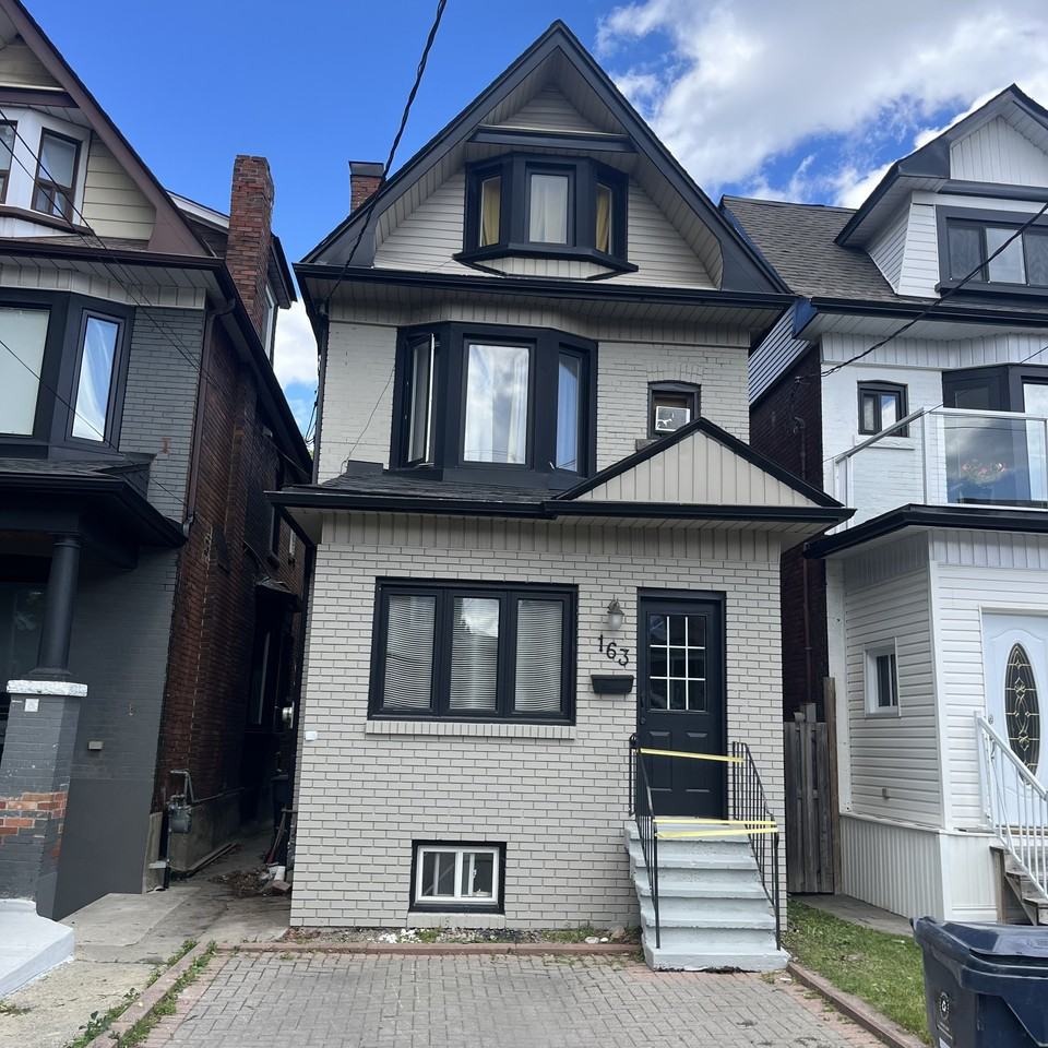 163 Campbell Avenue