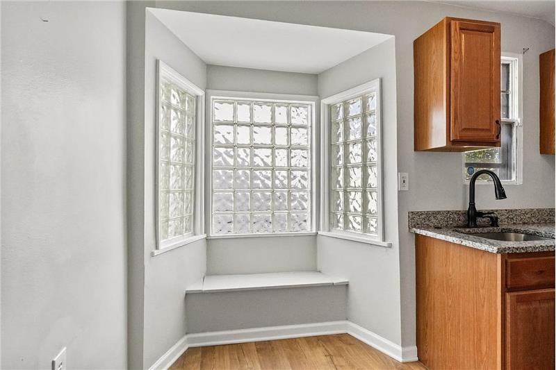 926 E 19th Ave - Photo 7 of 16