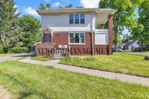 featured image of 17815 Mcintyre St