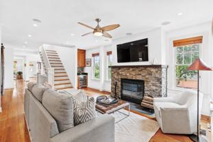 5213 Cathedral Ave Nw - Photo 1 of 1