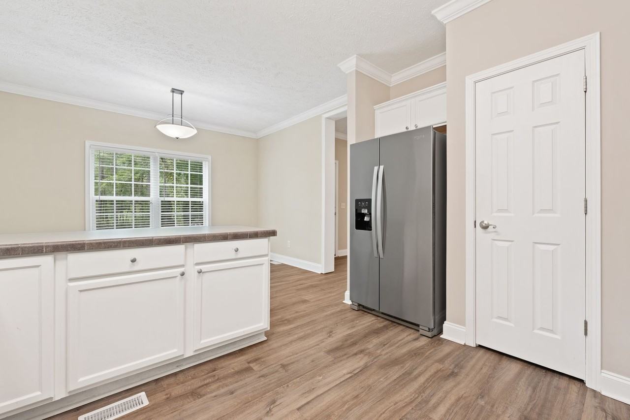 116 Justice St - Photo 6 of 17