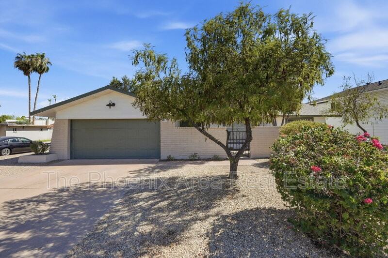 447 E Carson Dr - Photo 4 of 39