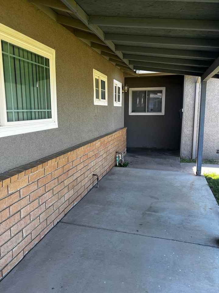 1065 Lassen Dr - Photo 2 of 32