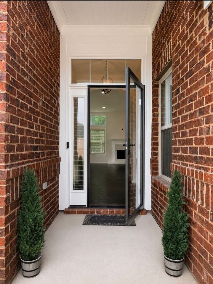 705 Evanwood Dr - Photo 2 of 24